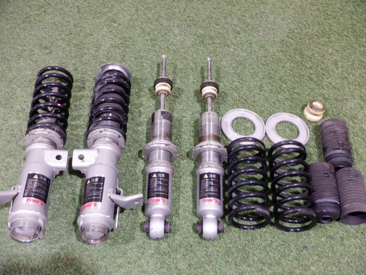 Tom S トムス Zn6 86 ハチロク Gt86 スポーツサスペンションキット フルタップ式 車高調 22 3 286 サスペンションキット 一式 売買されたオークション情報 Yahooの商品情報をアーカイブ公開 オークファン Aucfan Com