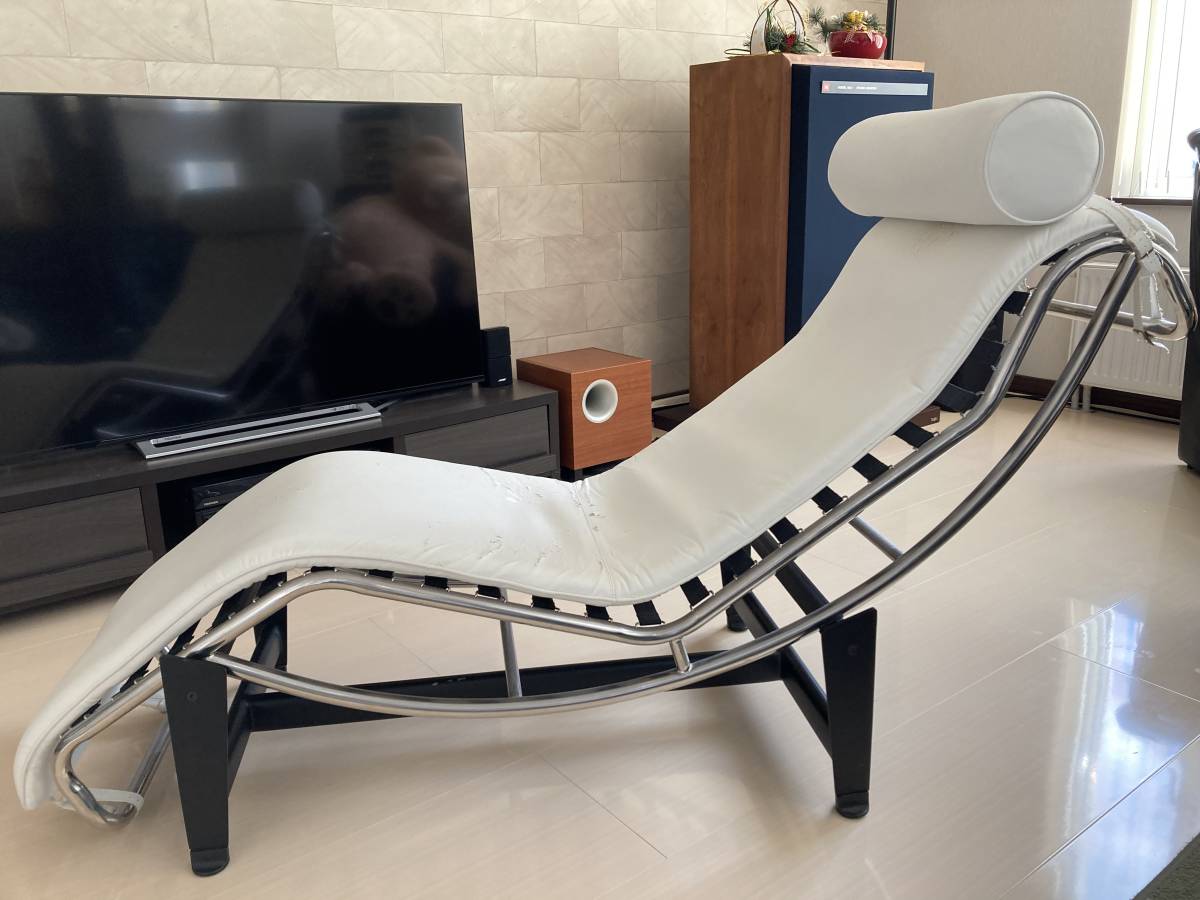 札幌発　ル・コルビジェ LC4 シェーズロング 合皮仕様 Le Corbusier リプロダクト品　中古です。