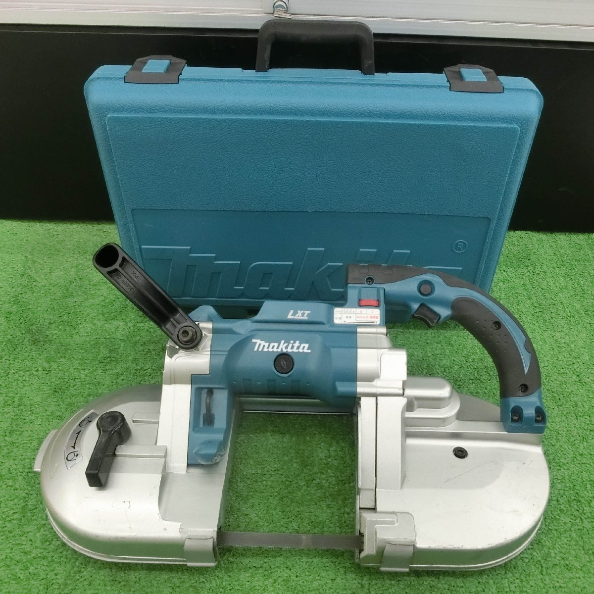充電式ポータブルバンドソー 18V マキタ makita⁄マキタPB180D 18V充電 