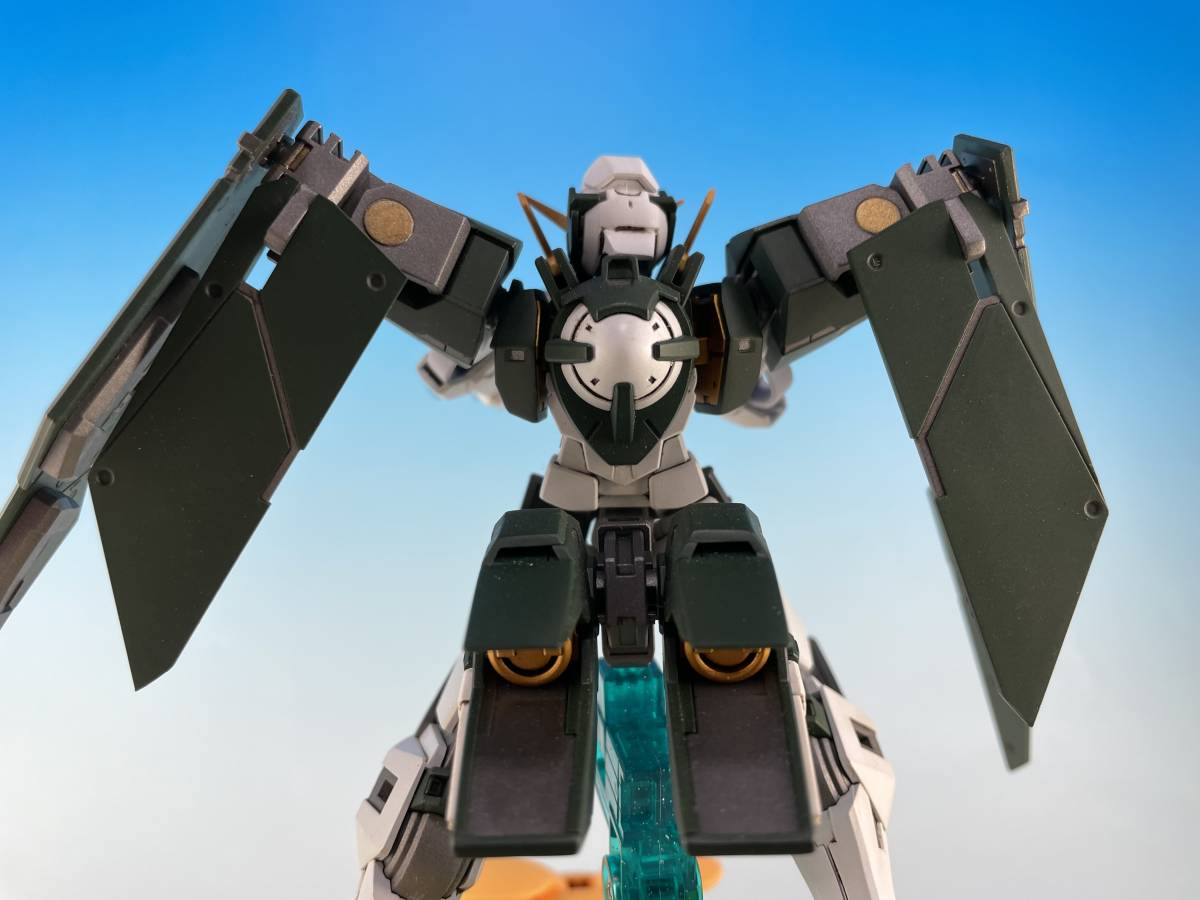 Hg 1 144 ガンダムデュナメス 塗装済み完成品 機動戦士ガンダム00 ロックオン ストラトス 狙い撃つぜ 完成品 売買されたオークション情報 Yahooの商品情報をアーカイブ公開 オークファン Aucfan Com