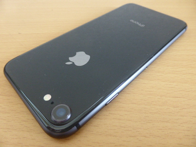 中古(美品)・送料無料】 iPhone 8 64GB スペースグレイ softbank sim