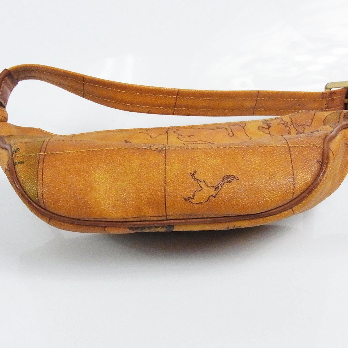 プリマクラッセ 地図柄 ウエストポーチ ベルトバッグ ボディバッグ