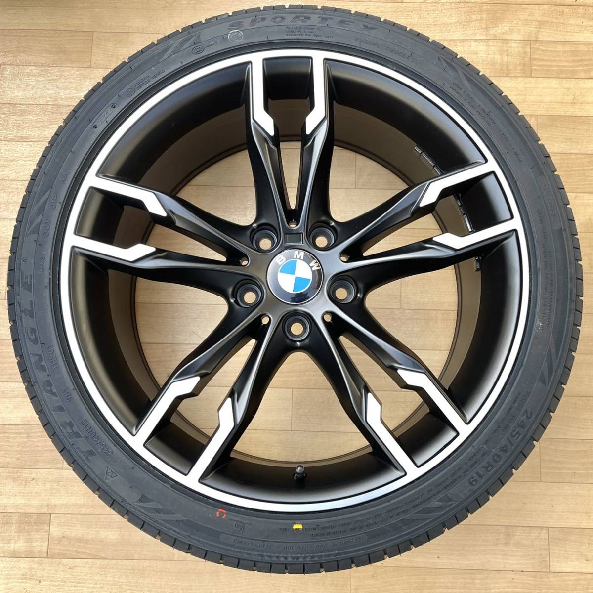 新品 2022年製☆BMW 5シリーズ 6シリーズ X3 F10 F11 F12 F13 F06 E83 