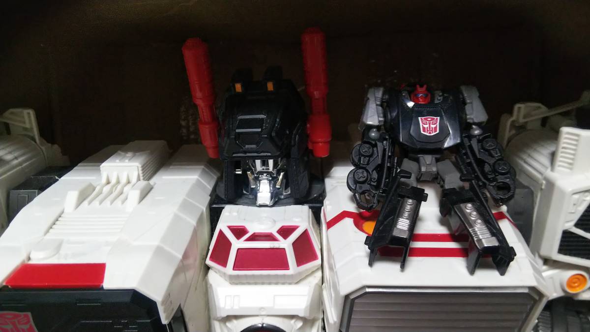 中古/TFジェネレーションズ TG-23 メトロプレックス＆スキャンパー 