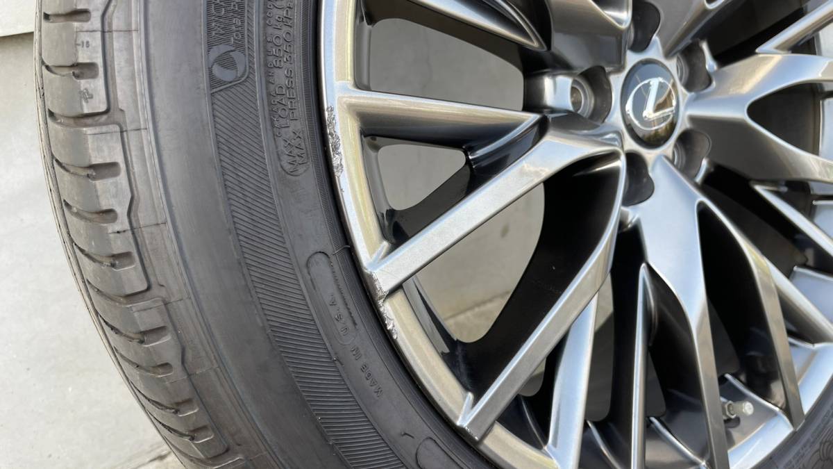 中古品【レクサスRX】純正ホイール +タイヤ（235/55R20）付セット 