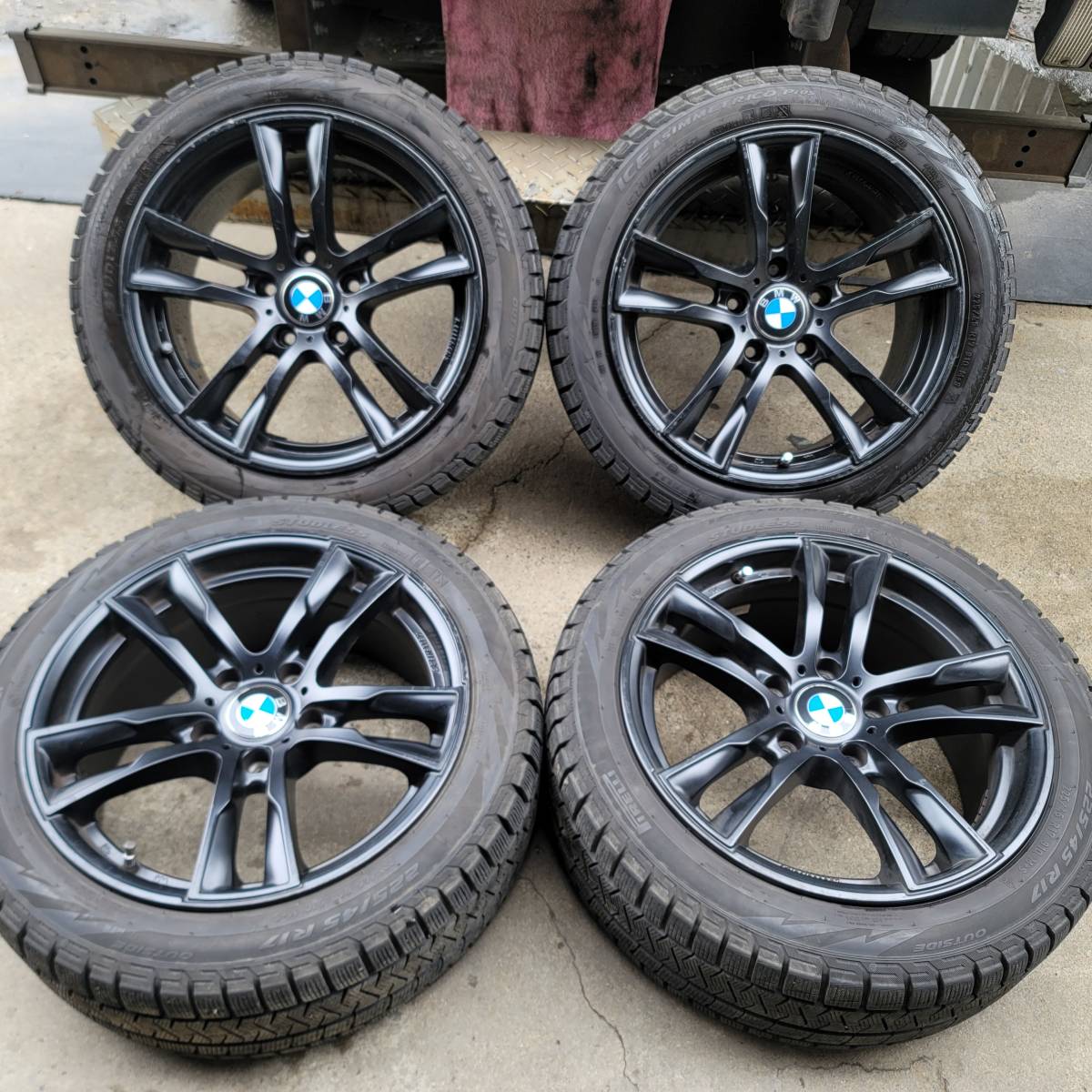 得価，新作登場 BMW 2 3シリーズ MINI R60クロスオーバー用KELLENERS PCD120 5穴 17X 8J +34 PIRELLI ICE ASIMMETRICO PLUS 225/45R17 91Qスタッドレス(スタッドレスタイヤ)｜売買されたオークション情報、yahooの商品情報をアーカイ 5穴