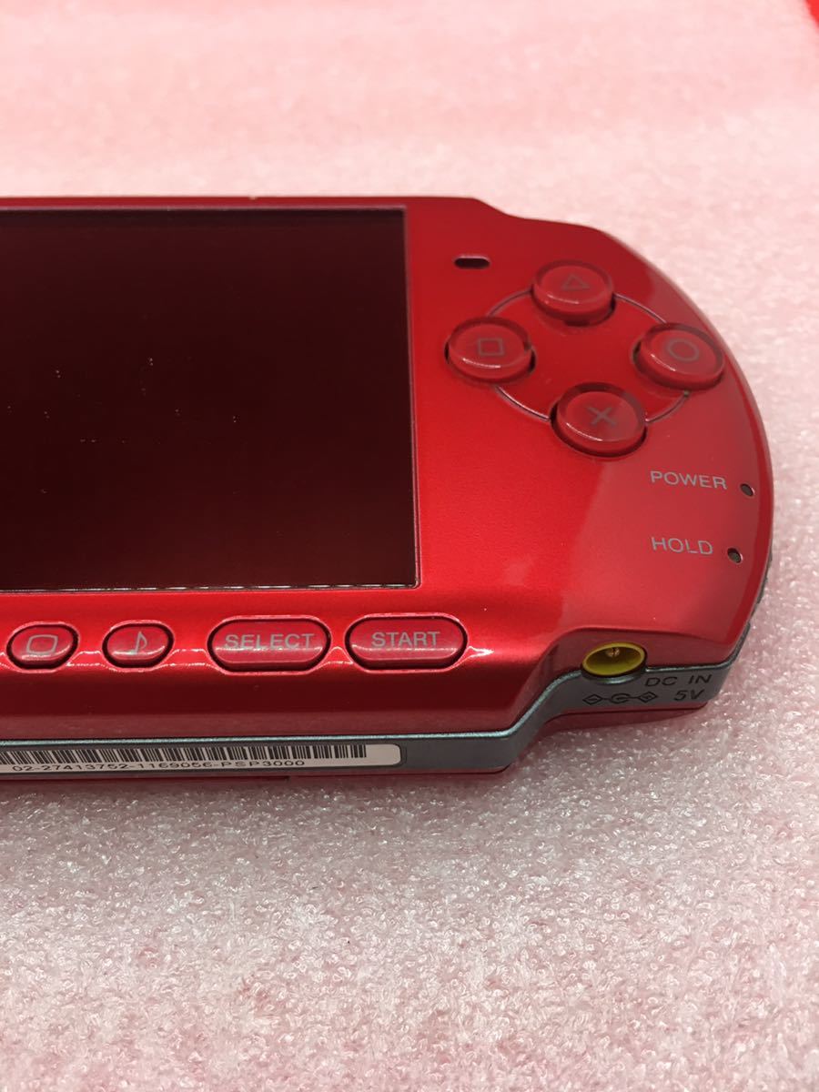 美品 PSP3000レッド メモリースティック付き モンスターハンター