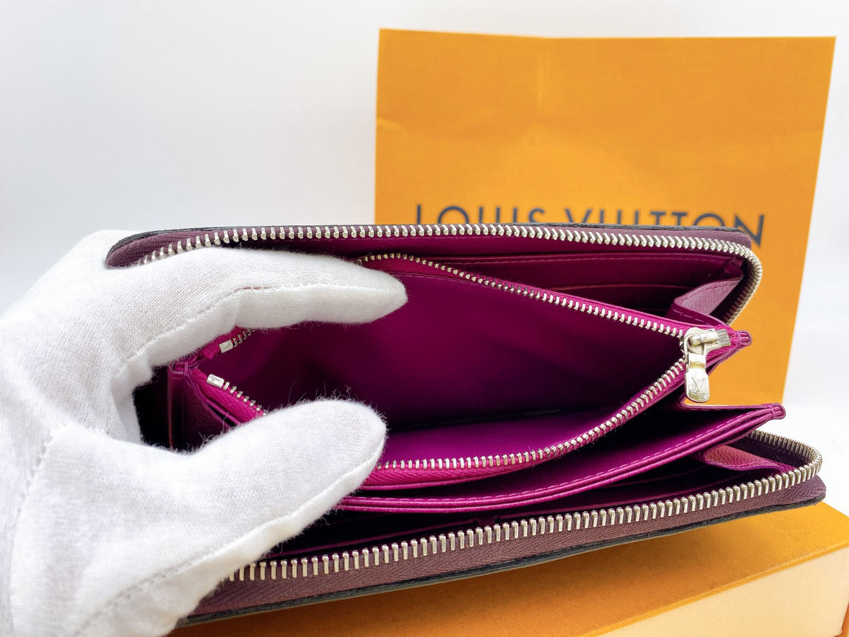 【美品】LOUIS VUITTON ルイヴィトン エピ ラウンドファスナー 長財布 ジップウォレット 黒/紫 A132 エピ ルイヴィトン ラウンドファスナー ⁄ エピ⁄ジッピーウォレット⁄長財布 VUITTON◇ジッピー・ウォレット_エピ_RED⁄牛革⁄レッド⁄ラウンド