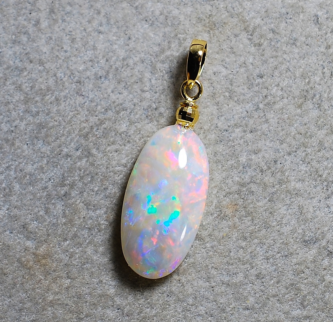 100～ソ付K18赤色ギラギラ遊色綺麗艶照り良い！天然オパール3.592ct16