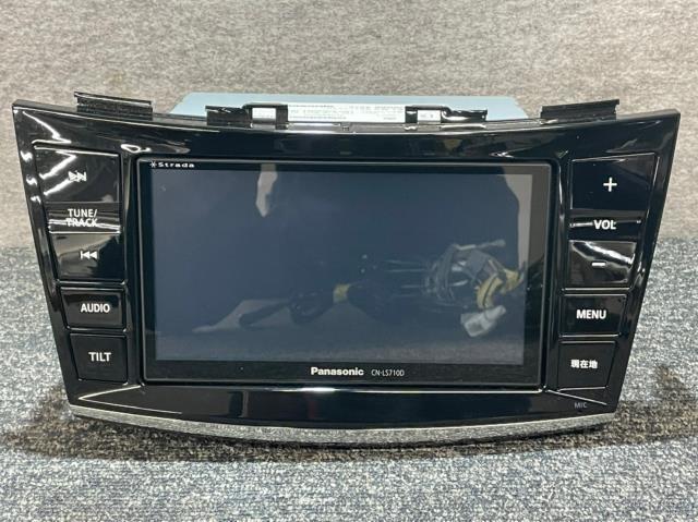 スイフト DBA-ZD72S 純正 メモリーナビ Panasonic strada CN-LS710DZA