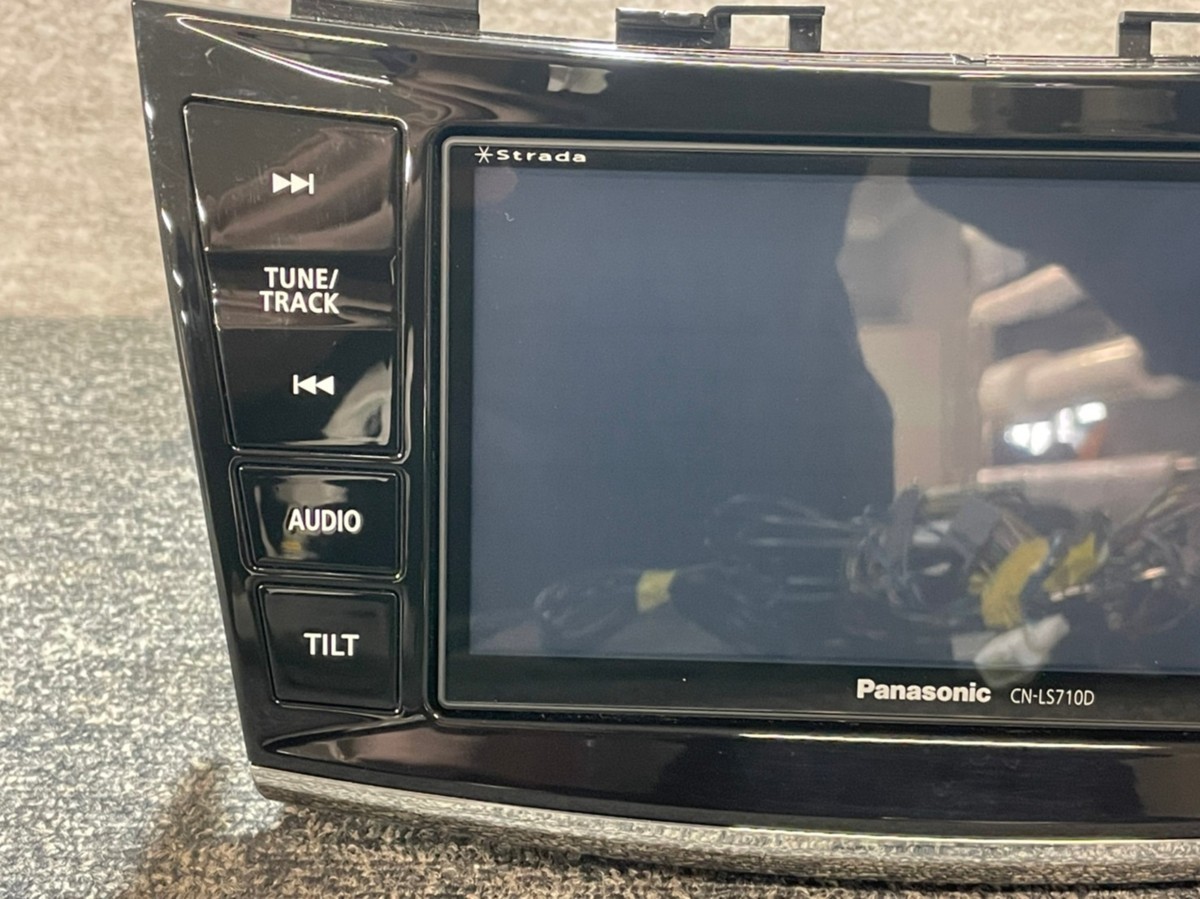 スイフト DBA-ZD72S 純正 メモリーナビ Panasonic strada CN-LS710DZA