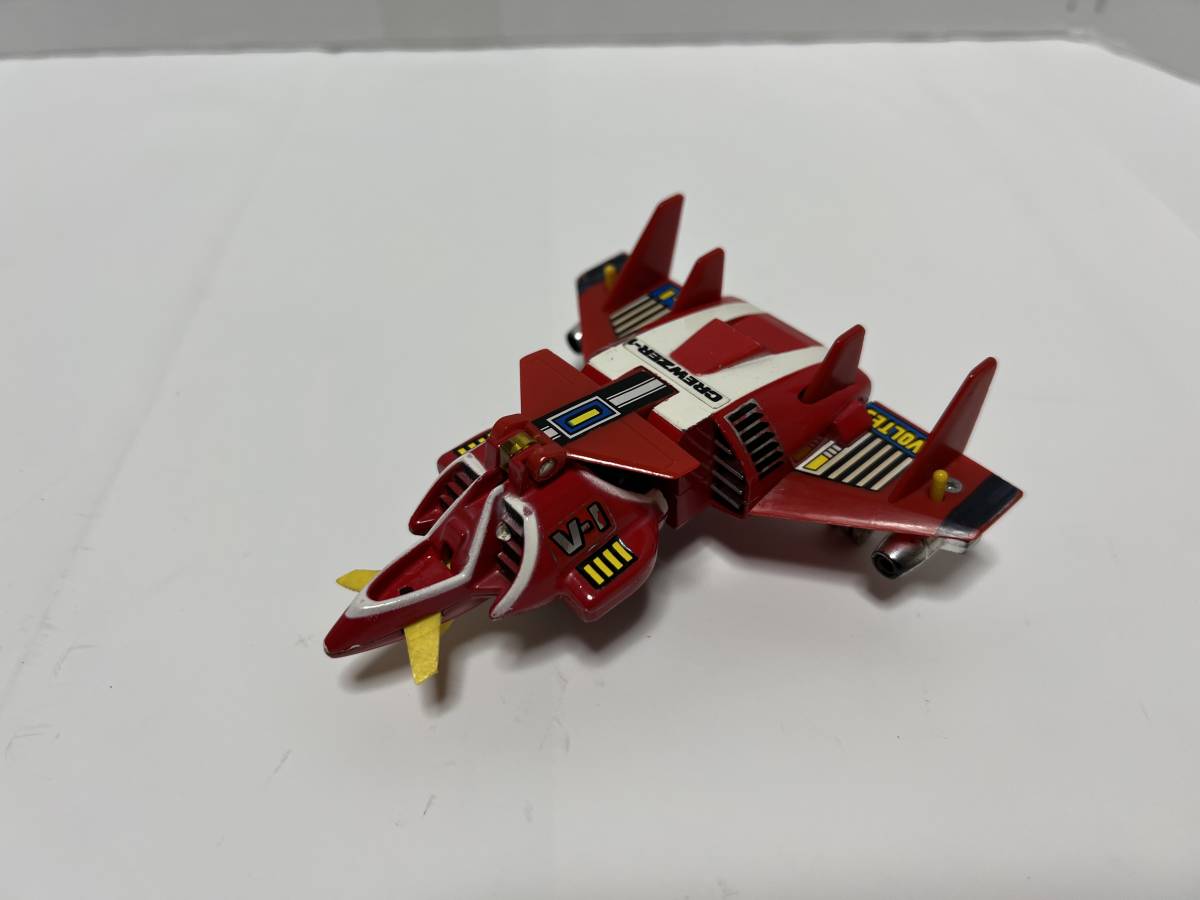 旧タカラ ダイアクロン・昆虫ロボ クワガトラー＋隊員 難有中古品 2026
