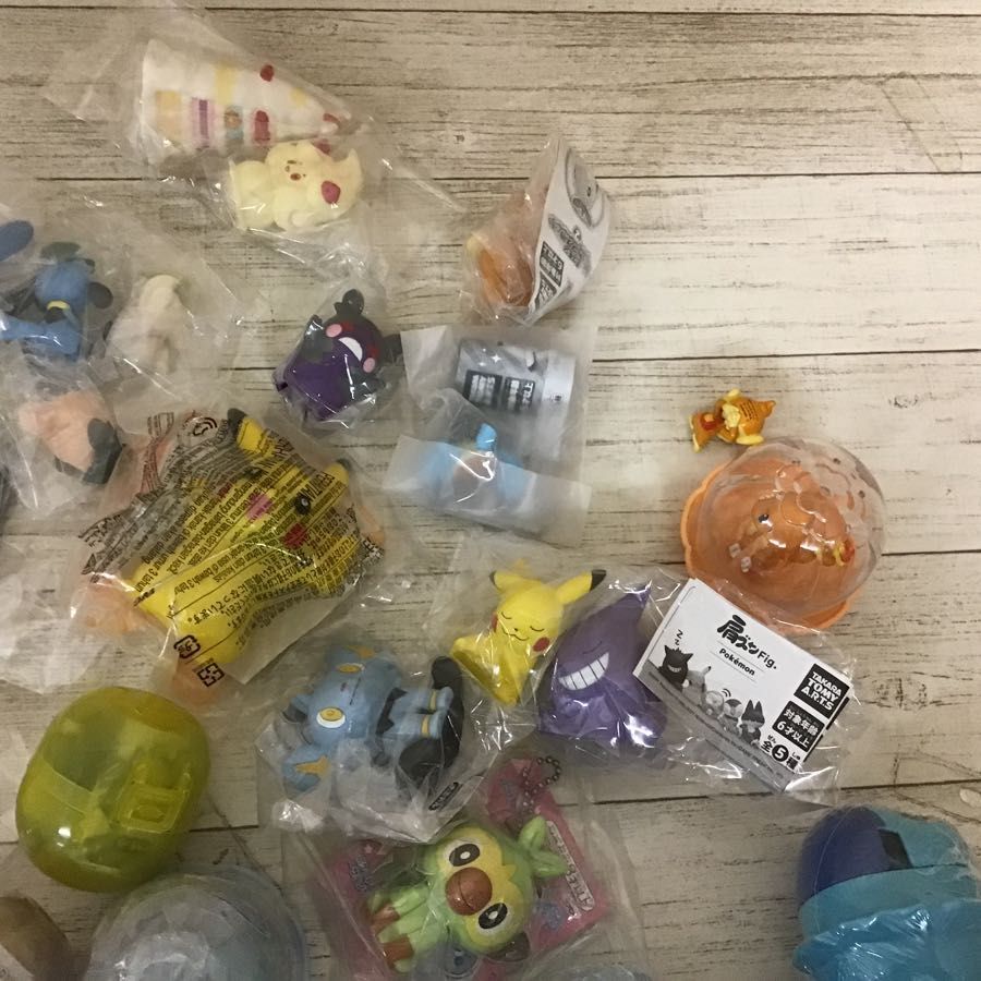 現状 ポケットモンスター ガチャガチャ ガシャポン グッズ まとめ売り ジェムリーズ プロジェクターライト コレキャラ 他 ポケモン ポケットモンスター 売買されたオークション情報 Yahooの商品情報をアーカイブ公開 オークファン Aucfan Com
