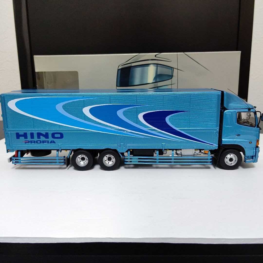 HINO PROFIA ミニカー 青　　1/43 京商 1/43 scale 日野プロフィア 1⁄43 日野 京商 シルバー 日野自動車