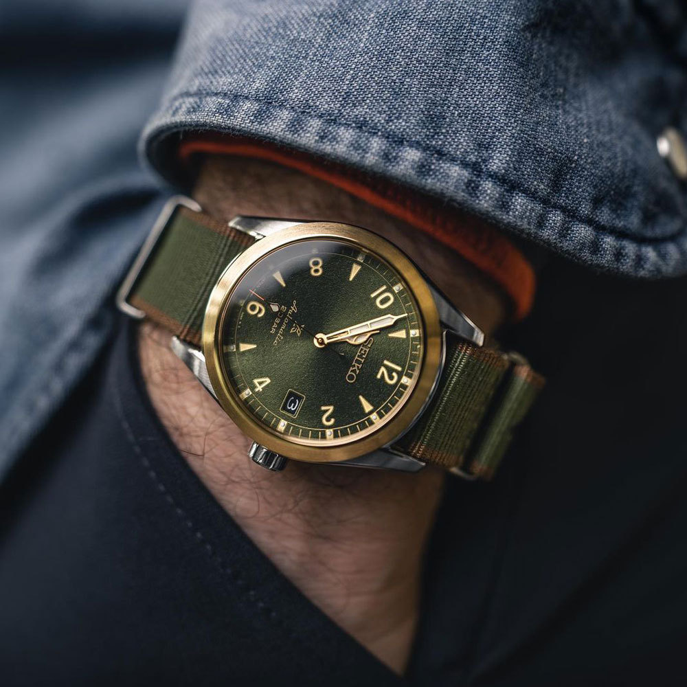 SEIKO Alpinist 自動巻き腕時計 防水20BAR 23石