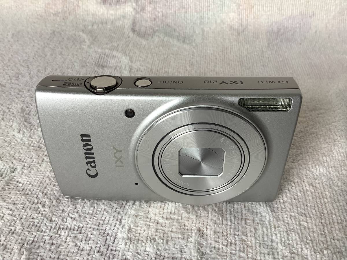 美品 動作良好 Canon IXY210 (現行品)＋純正ミニ三脚＋エレコムSD 