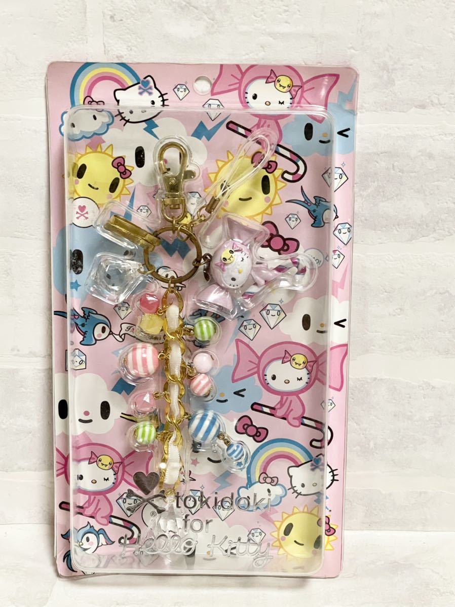 未使用 サンリオ ハローキティ × トキドキ コラボ キーホルダー