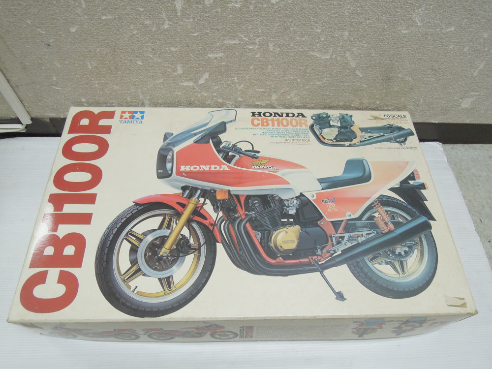 3455) 未組立 TAMIYA タミヤ 1/6 HONDA ホンダ CB1100R BIG SCALE  