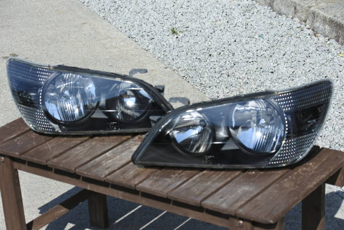 美品 アルテッツァ ALTEZZA インナー艶消しブラックヘッドライト 限定  