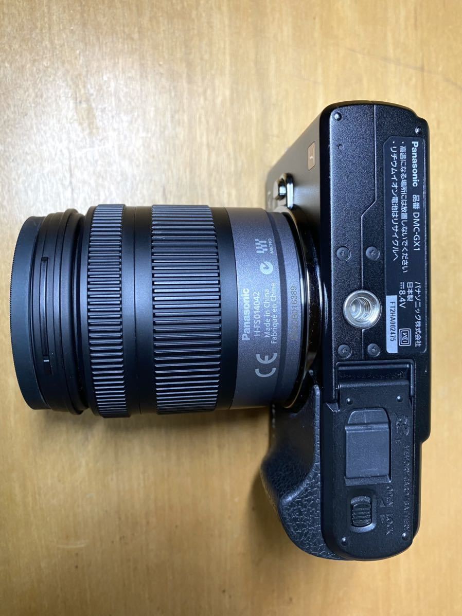 パナソニック Panasonic LUMIX GX1 14-42mm レンズ付き_6