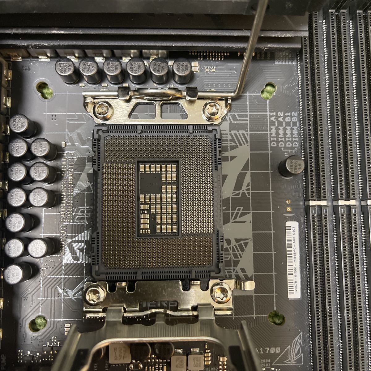 ピン折れジャンク品】ASUS rog strixz690-f gaming wifi マザーボード 