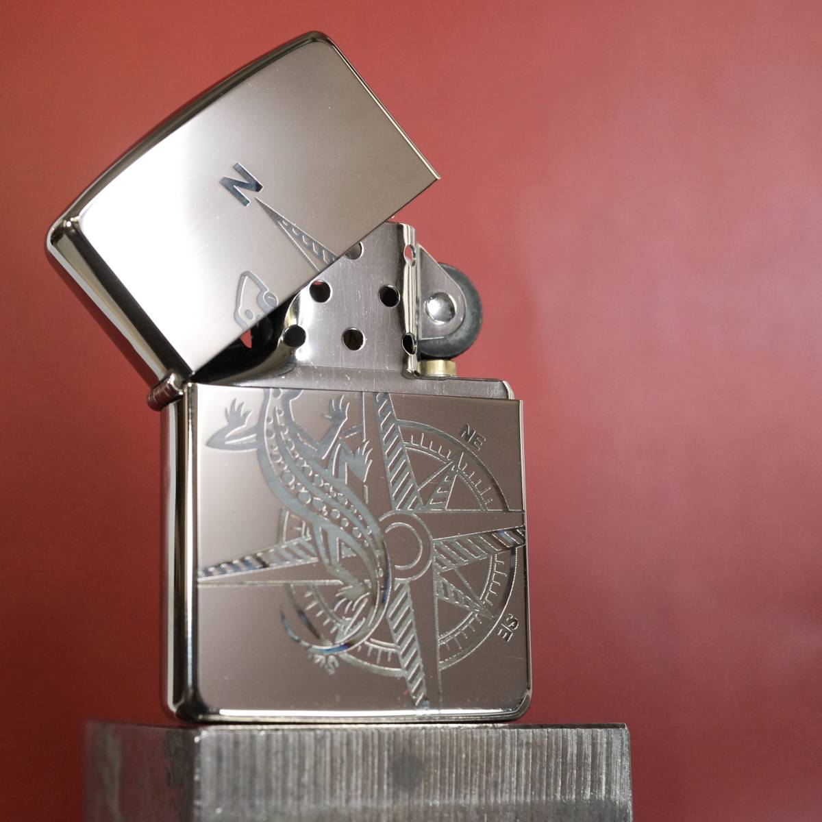 ZIPPO ジッポー マルボロ コンパス 1995年製 リザードロック