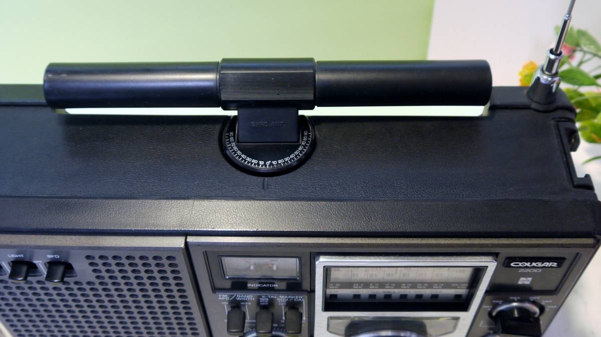 【大得価，新作】 クーガ（RF-2200）オールバンド高感度整備、特にFMは抜群。使用感、傷、色褪せ、くすみの無い特別良好な逸品を選別（特Aクラス）