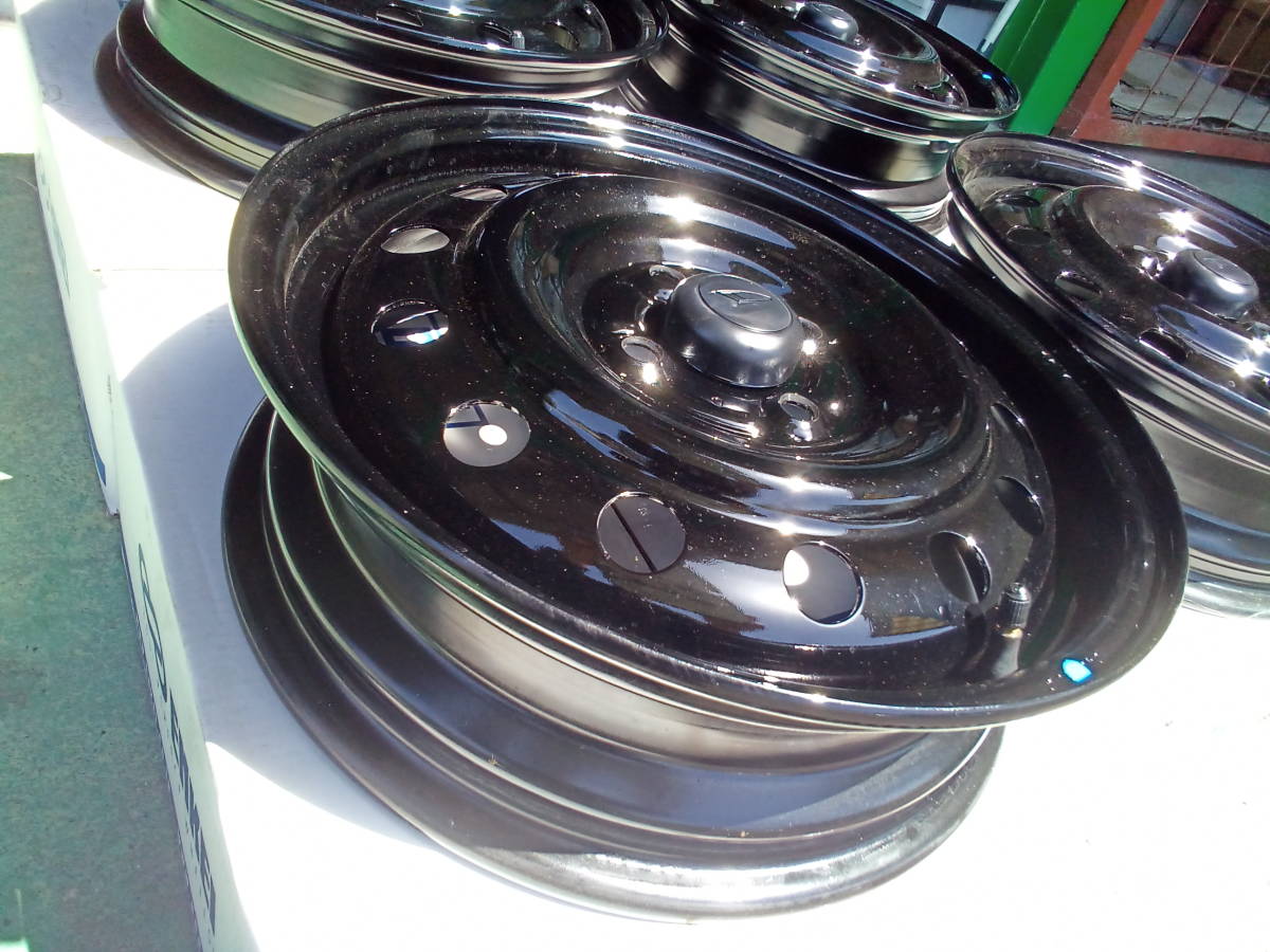 ダイハツタフト LA900S 純正スチールホイール4本セット ブラック 新車