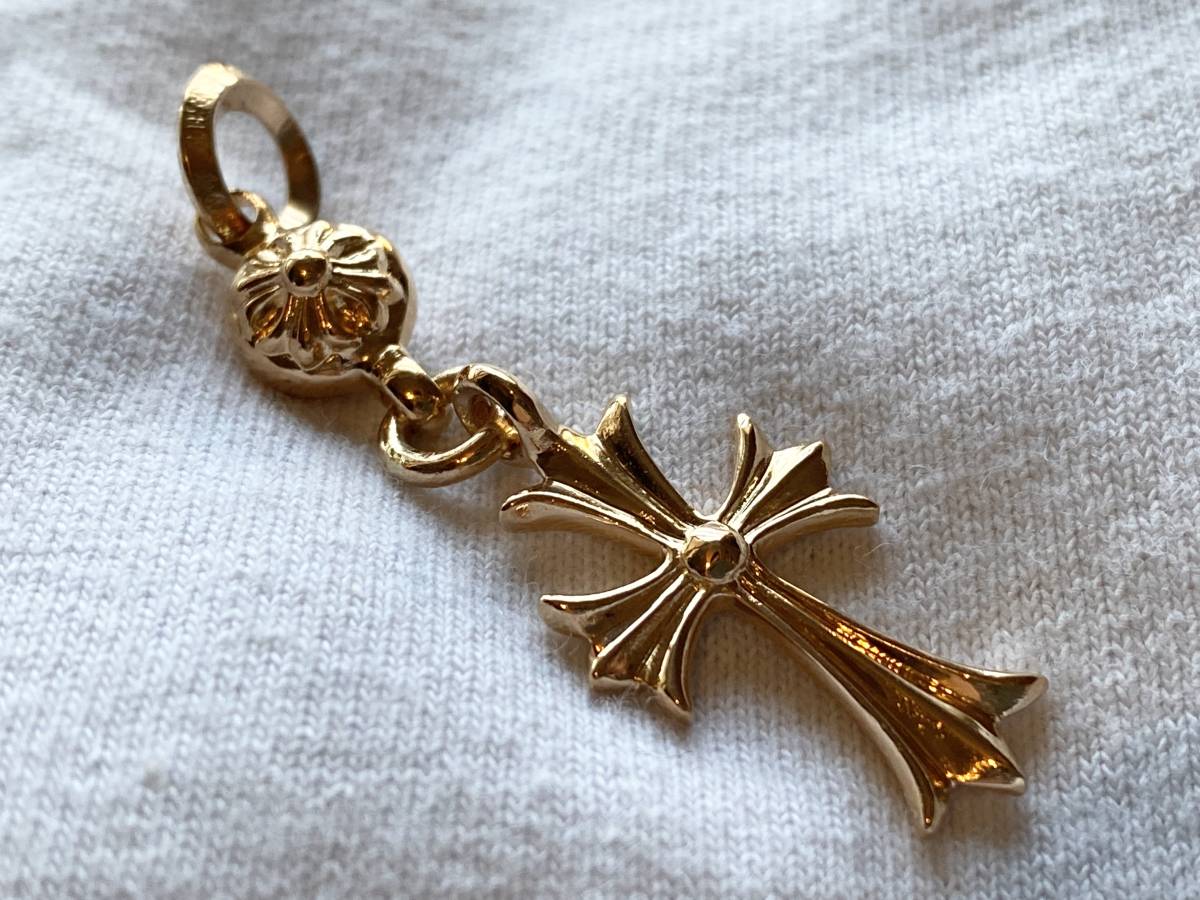 CHROME HEARTS 22k ワンボール タイニー クロス チャーム 1Pダイヤ 