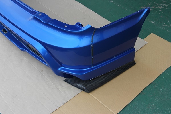 インプレッサ WRX STI GDB バリス リアバンパー リアディフューザー カーボン、ボルテックスジェネレーター カーボン 付き WRX インプレッサ STI BUMPER のパーツレビュー 絶版インプレッサ