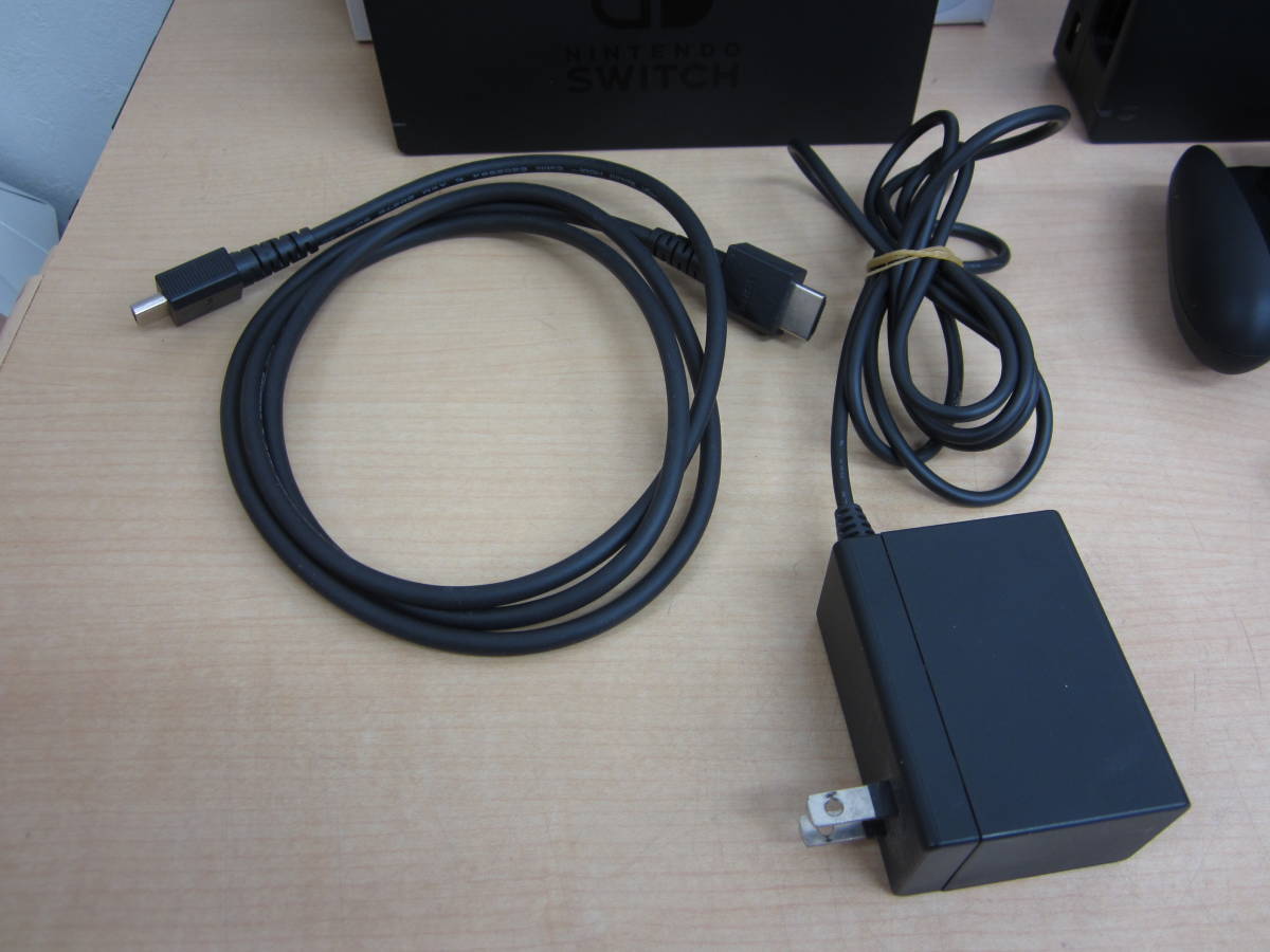 Nintendo Switch - | 0 Console Switch｜任天堂 + Game 任天堂 System 1 (ニンテンドースイッチ) with Lite Skin