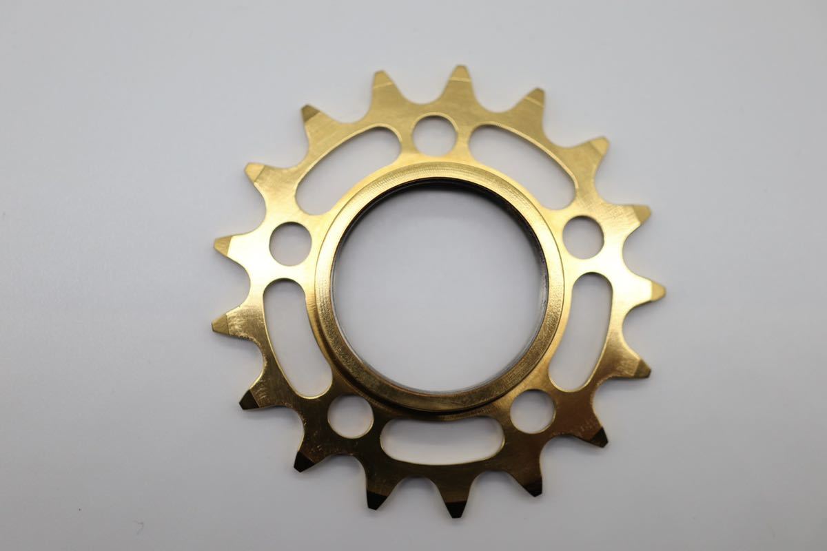 NOVACORONA 18T ⁄ ピスト チタンコグ コグ 「ノバコローナ」 TITAN COG 