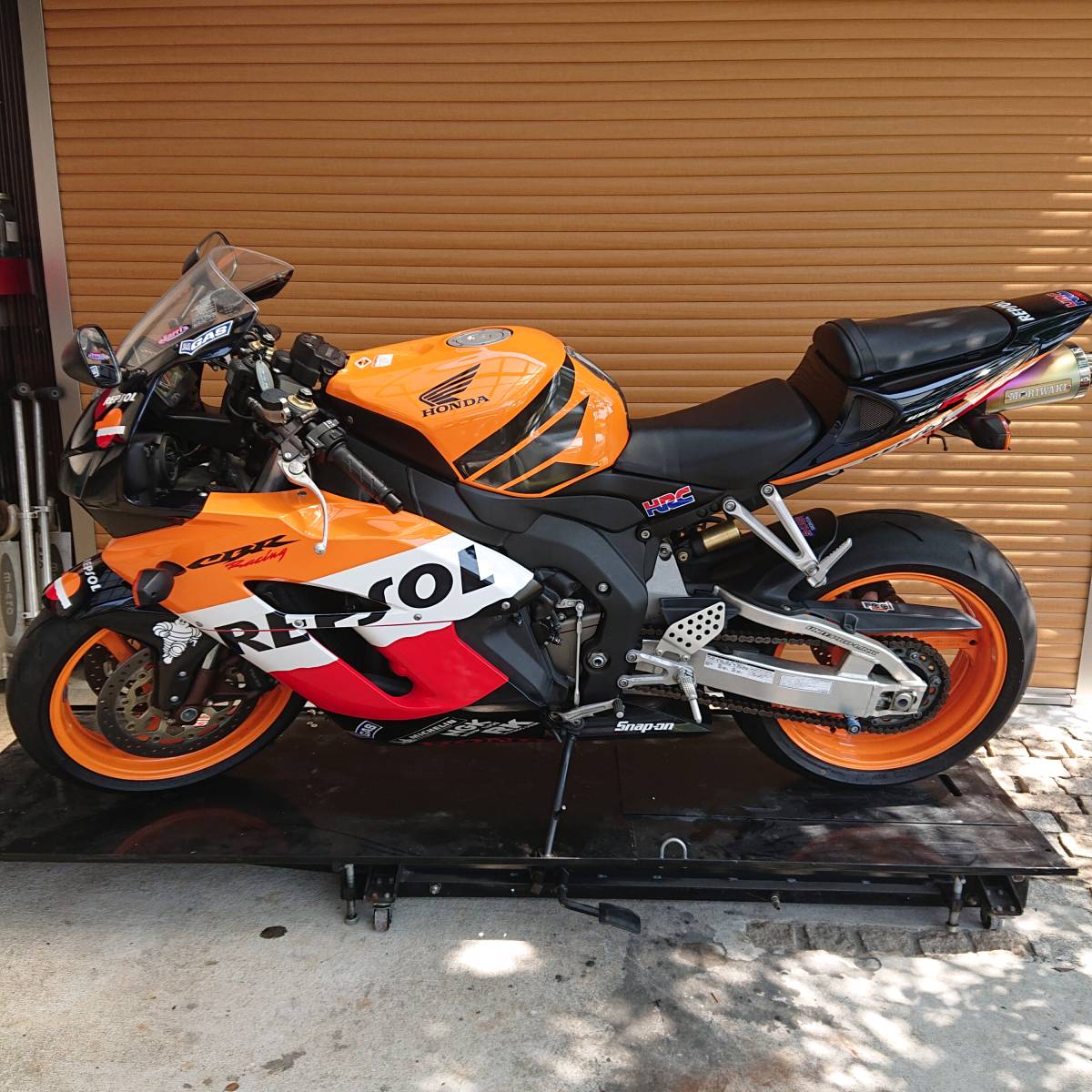 HONDA CBR1000RR（SC57）レプソルカラー 走行4,392キロ 美車(751cc以上  