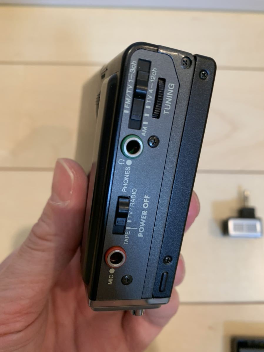 日本正規取扱店 AIWA アイワ HS-J10 カセットボーイ AM /FM ラジオ