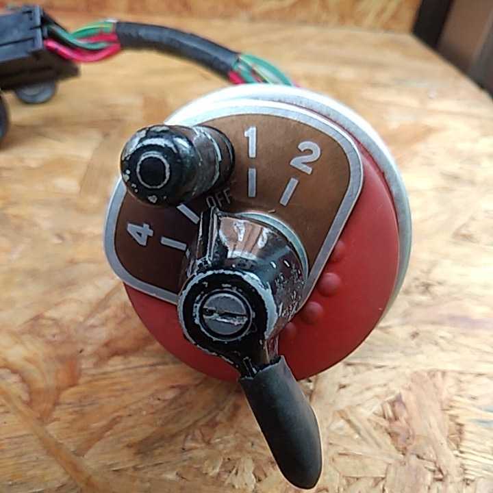 1⁄2tトラック（73式小型トラック）｜パジェロ・ジープ｜陸上自衛隊