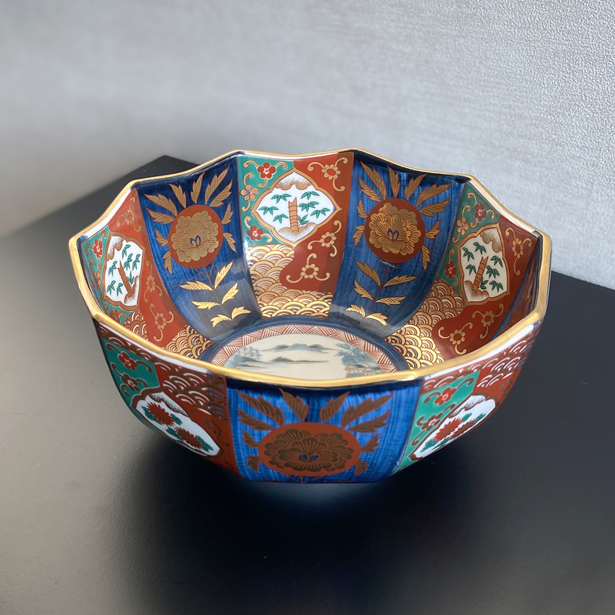 美品 青藍 窯 九谷焼 古伊万里 盛鉢 豪華 金彩 山水 染錦 金