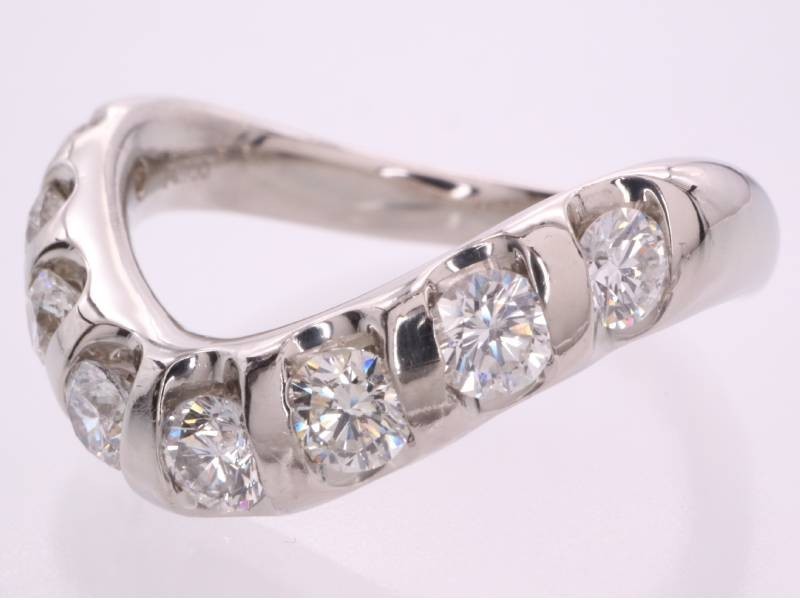 ダイヤ1.00ct V字風 デザイン リング 18号 pt900 プラチナ 