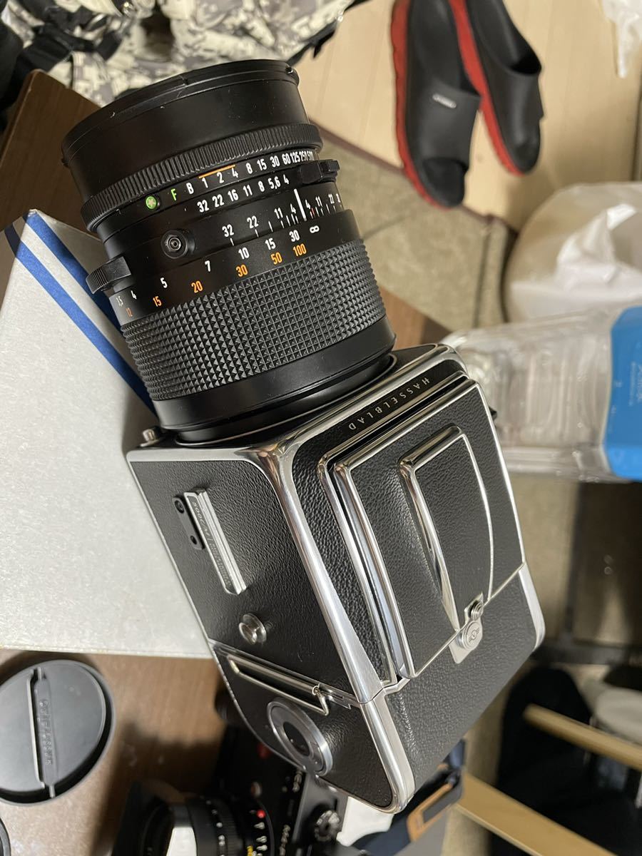  HASSELBLAD 500CM/Carl zeiss 150mm f4 cf setハッセルブラッド500CM /150mm f4 cfセット(ハッセルブラッド)｜売買されたオークション情報、yahooの商品情報をアーカイブ公開 - オークファン 中判