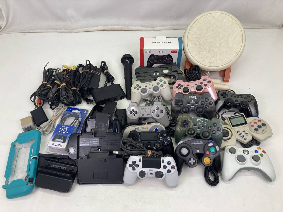 | その他 周辺機器アクセサリー 多機種対応 マルチレトロケーブルS GAMECUBE 動作確認済Nintendo シルバー ゲームボーイプレーヤー付 ファイティングコマンダー PS 周辺機器まとめて ジョグコン アナログ データケーブルセットNEO ステレオAVケーブル