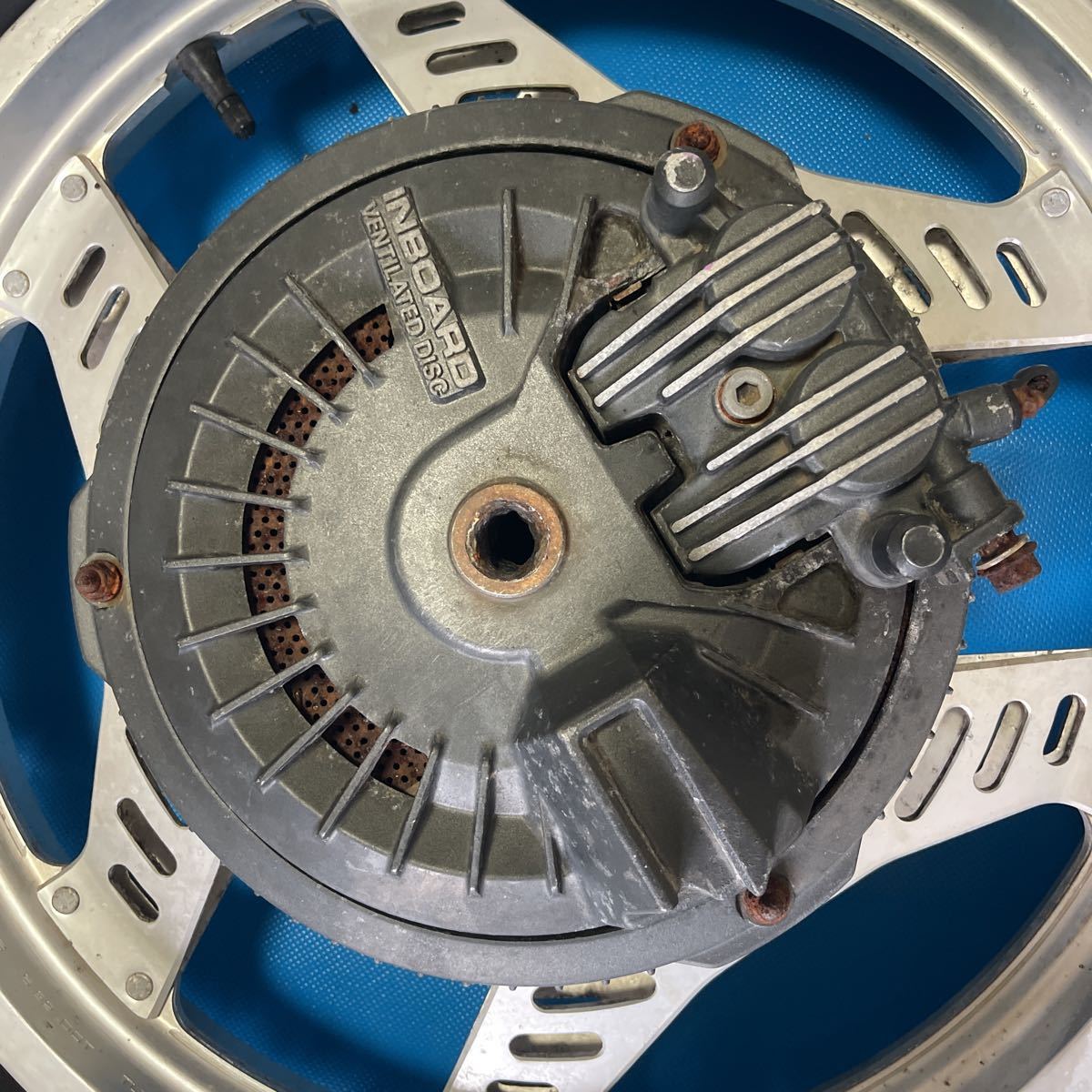 CBX400F？ フロントホイル ジャンク品 CBX400F フロントホイール
