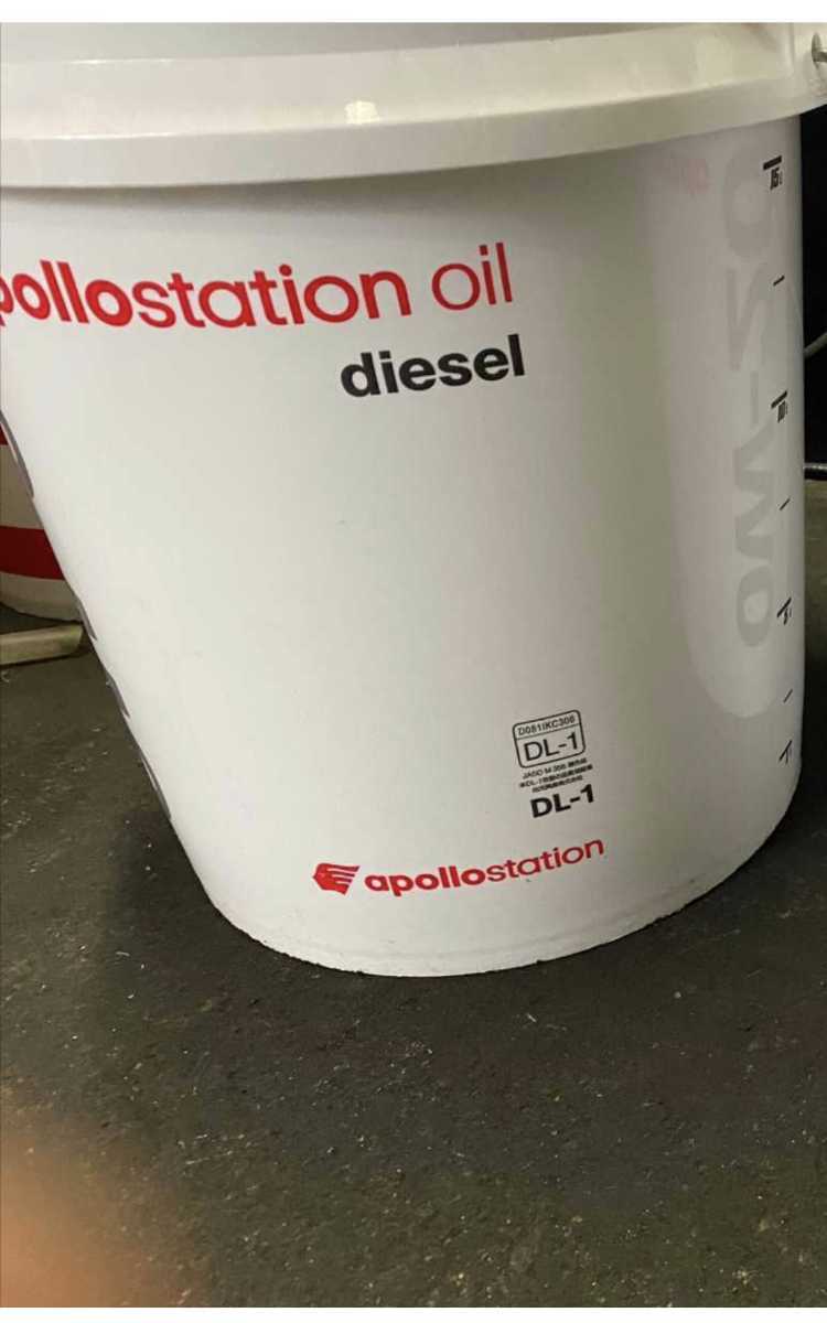 出光アポロステーション ディーゼル用5w30 DL-1 20リットル