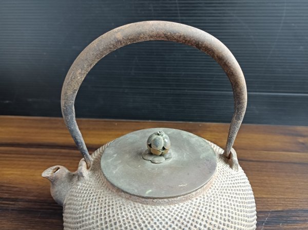 ○龍文堂 あられ 鉄瓶 時代物 煎茶道具 急須 茶道具 霰 重さ約1.5