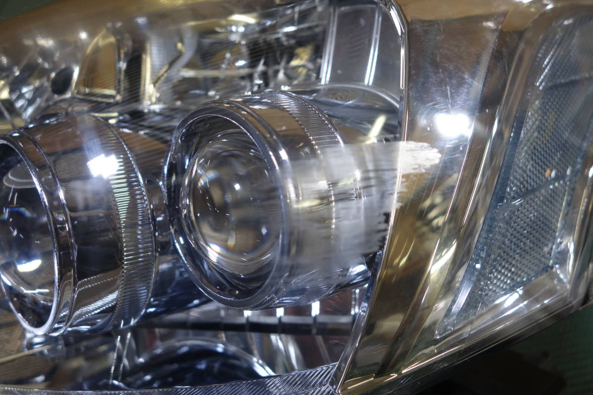 トヨタ ZVW40 プリウスα 純正 後期 右 LED デイライト TOYOTA Right