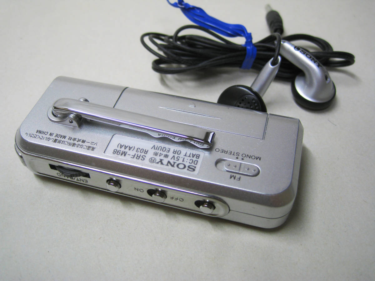 オーディオ機器 SONY SRF-M98 携帯ラジオ PLL シンセサイザーラジオ