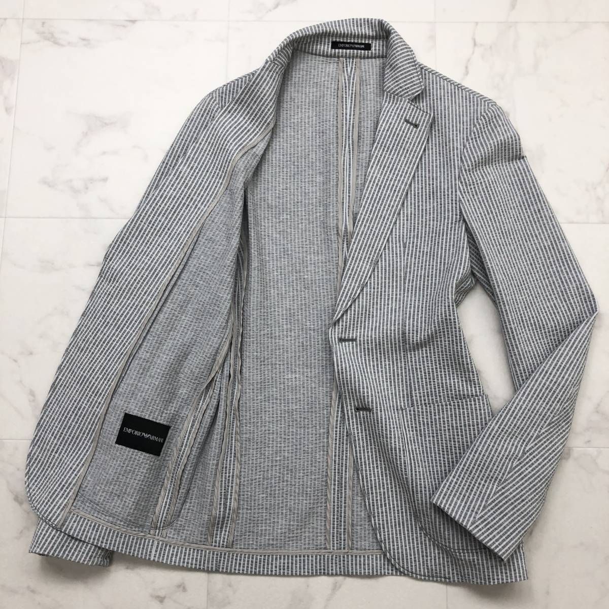 極美品：シアサッカー素材☆黒タグエンポリオアルマーニ【EMPORIO 