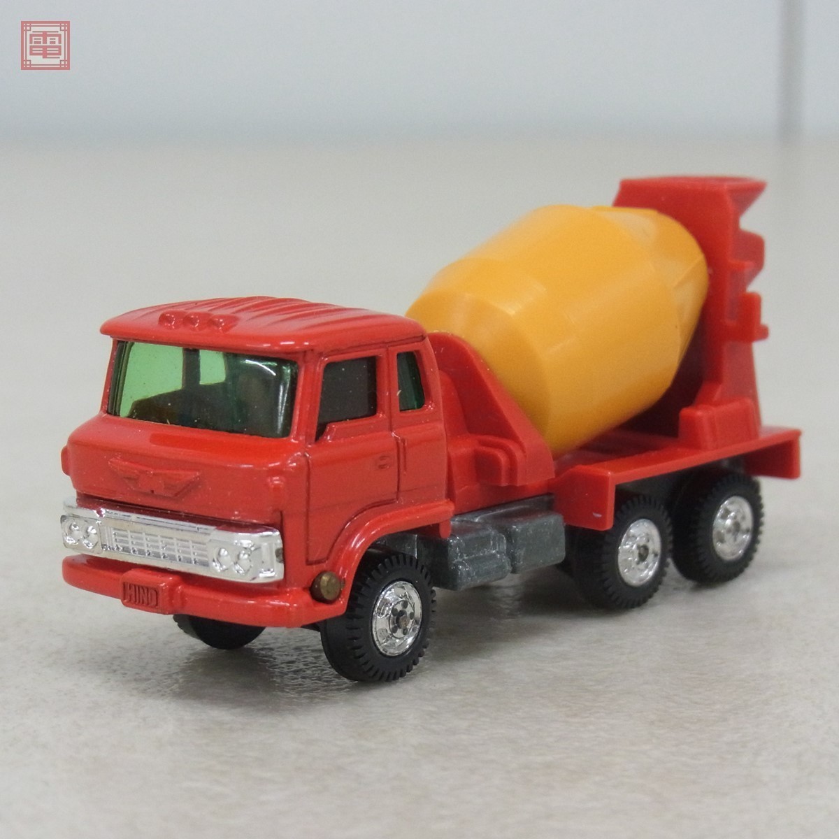 トミカ 日本製 黒箱 53 日野 ミキサーカー 旧ホイール 当時物 絶版