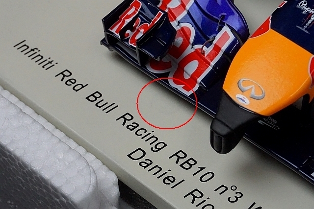 spark スパーク 1/18 Red Bull インフィニティ レッドブルレーシング 