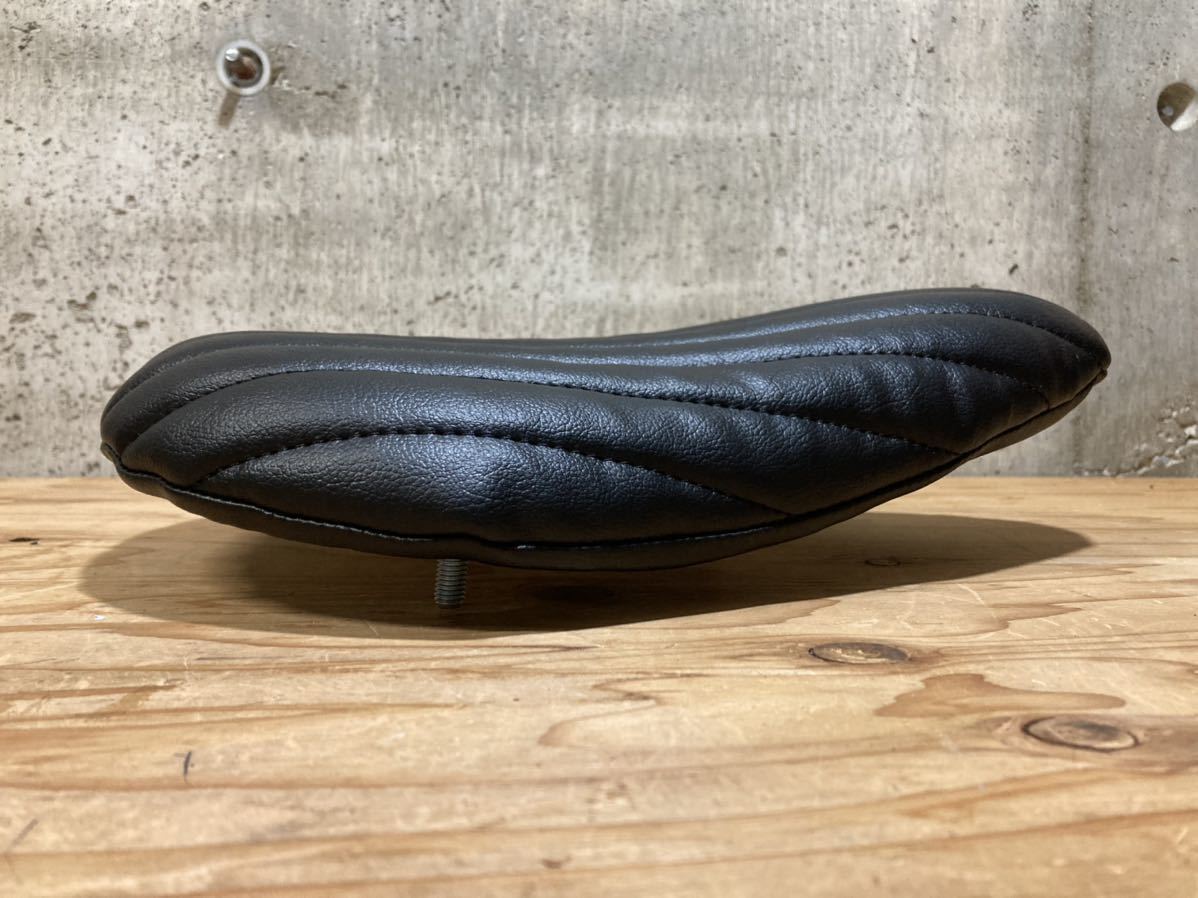 ソロシート BK タックロール ハーレー チョッパー sr バイクシート
