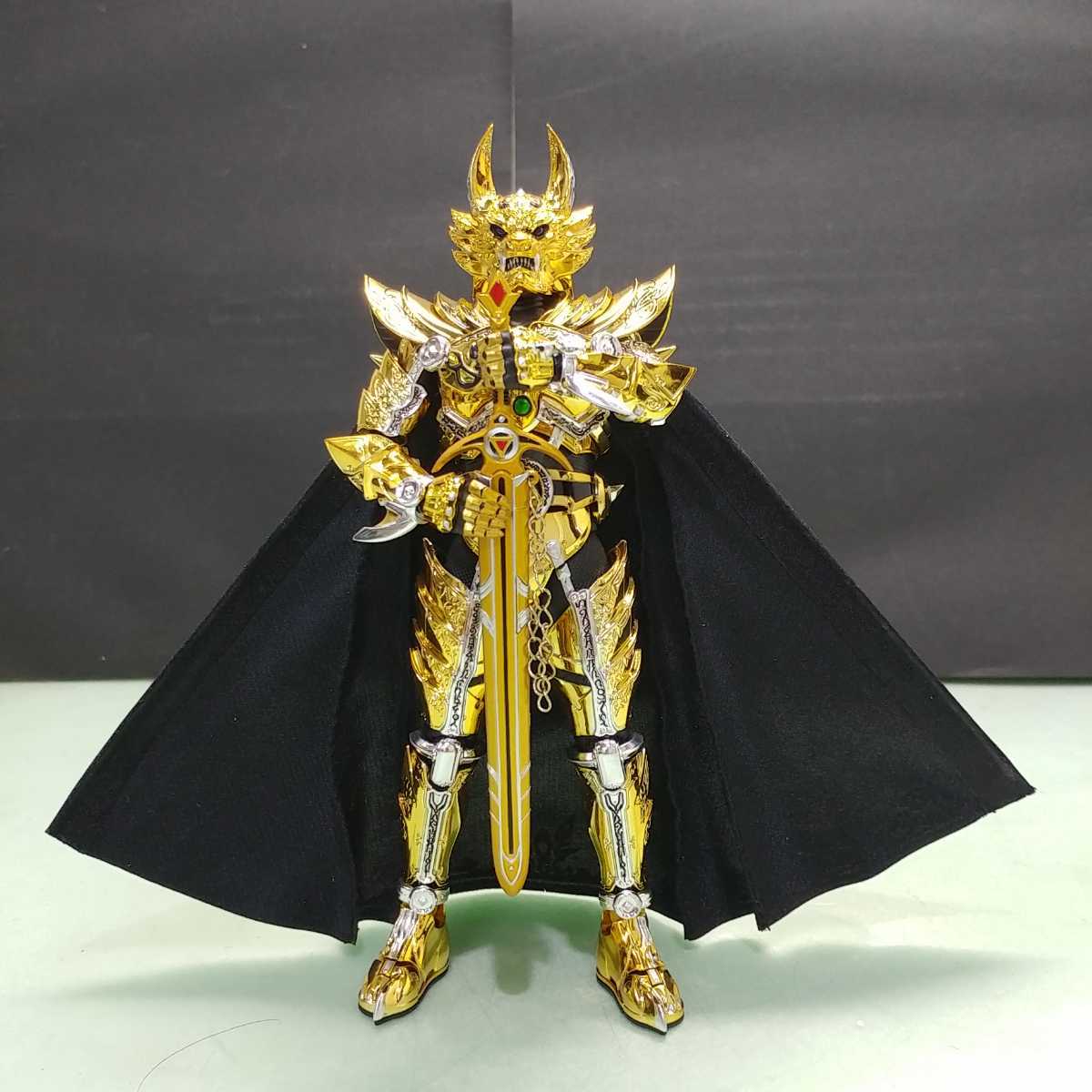 S.H.Figuarts/S.H.フィギュアーズ 真骨彫製法 牙狼 GARO 黄金騎士ガロ  