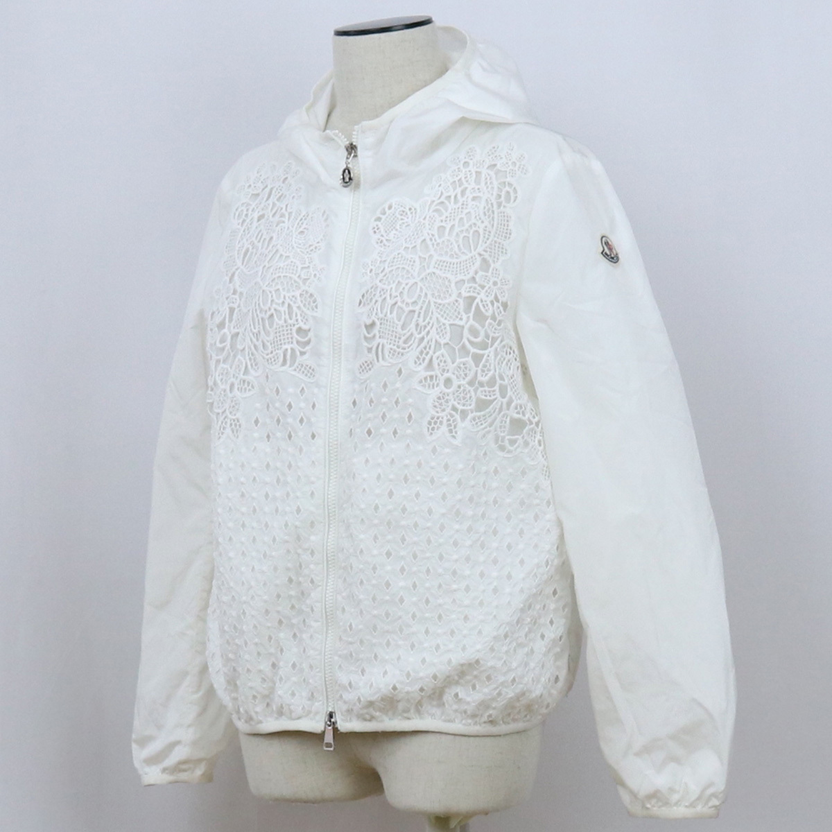 中古良品モンクレールMONCLER レディース ブルゾン VIVE GIUBBOTTO 